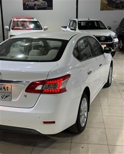 نيسان سنترا